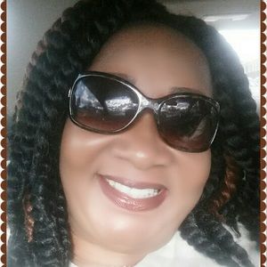 Meet your Posher, Gifty